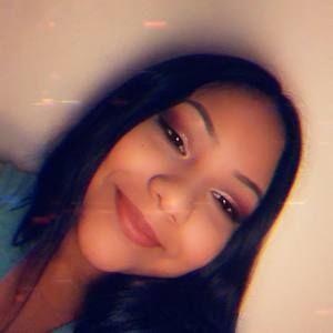 Meet your Posher, Pamela